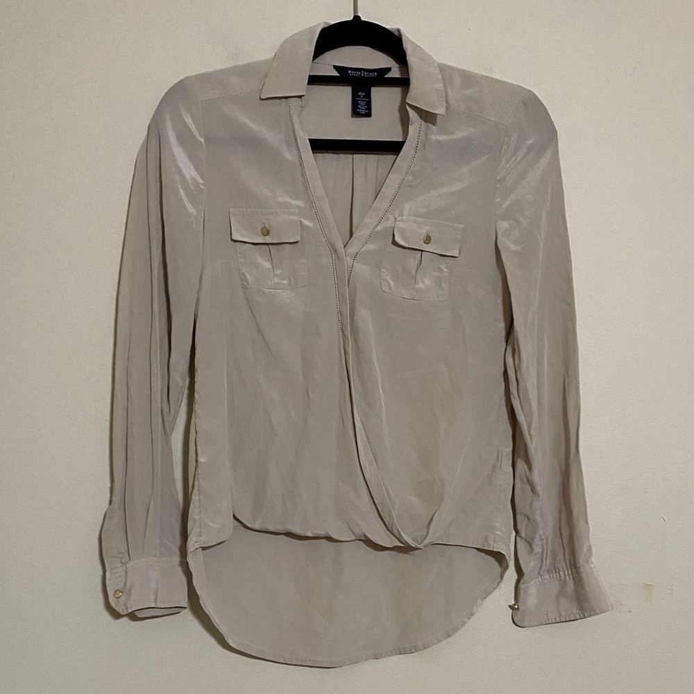 White House Black Market Light Beige Blouse top silk women 0 Casual soft office
